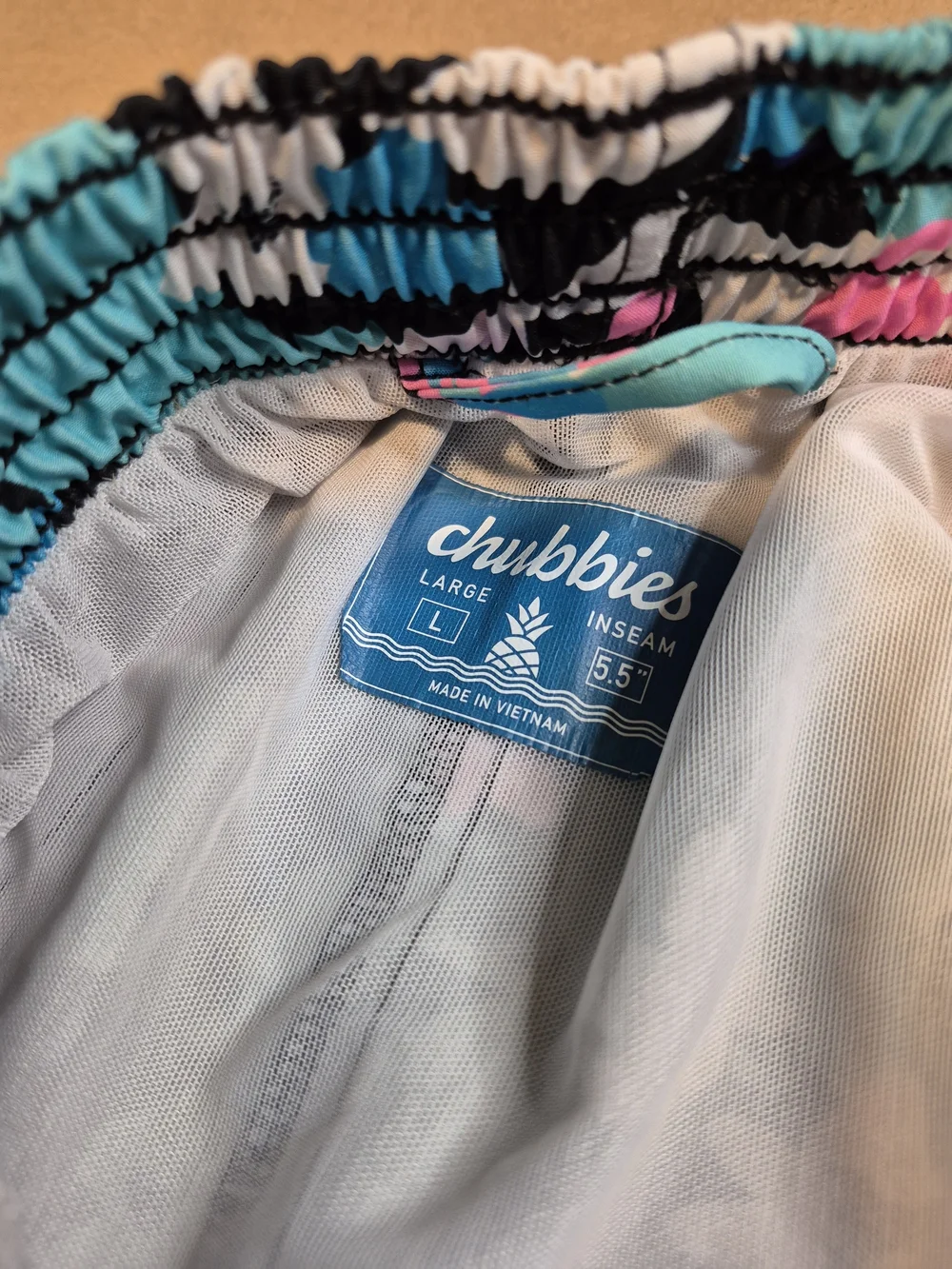 chubbies Tropical Floral Swim Shorts in Teal, Pink & Black 4358/13